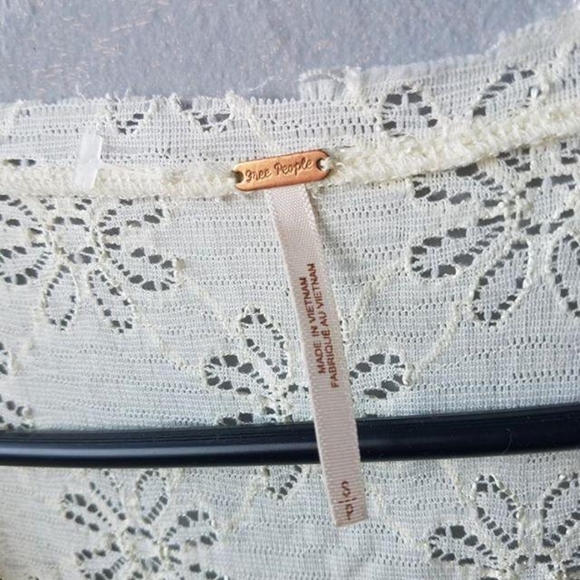 Free people off white/yellow lace dress small floral cut - Picture 3 of 6